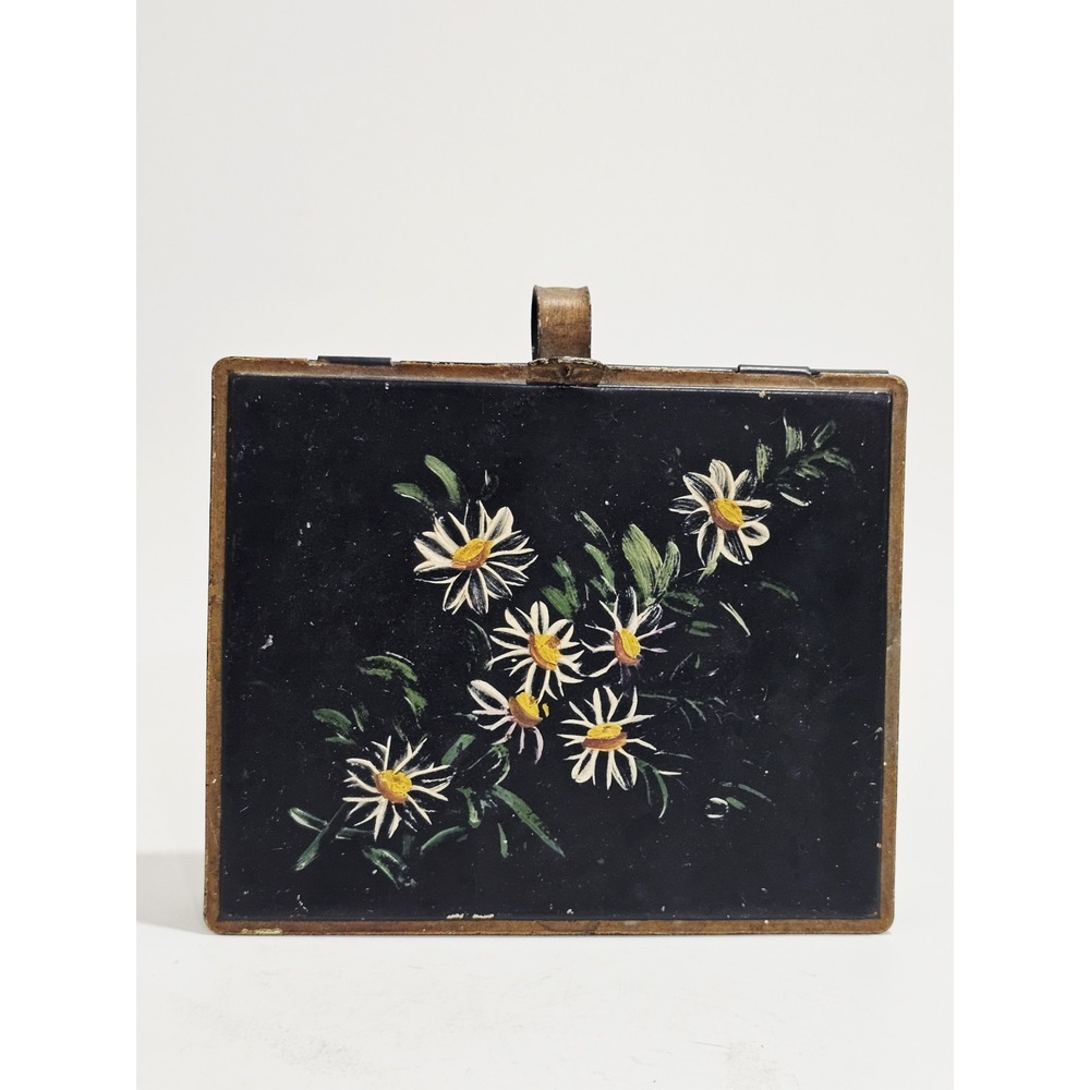 Vintage Hinged Tin Hand Painted Daisies Primitive Rustic‎ Country 6"x5"x2"